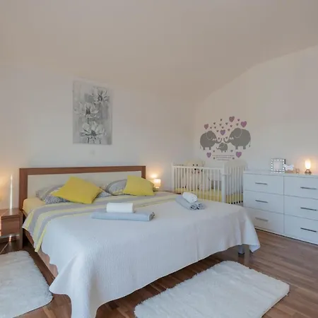 Prunus-luxurious Holiday With A Private Pool *