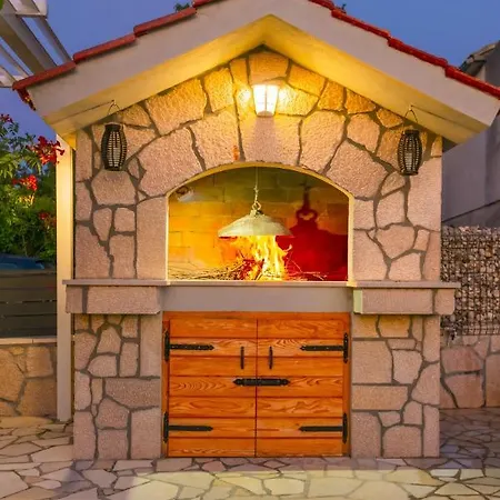 別荘 Prunus-luxurious Holiday With A Private Pool *